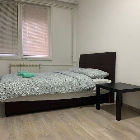 Private Rooms Belgrade Hostel Ngoại thất bức ảnh