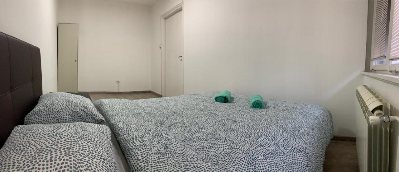 Private Rooms Belgrade Hostel Ngoại thất bức ảnh