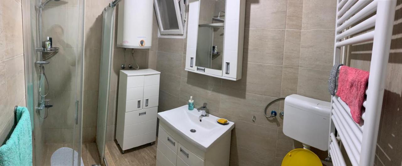 Private Rooms Belgrade Hostel Ngoại thất bức ảnh